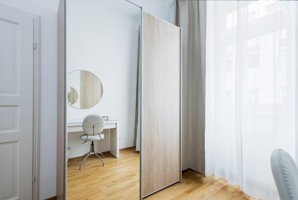 Orestaliving - Spacious 2Br On The Danube Canal Wien Exterior foto