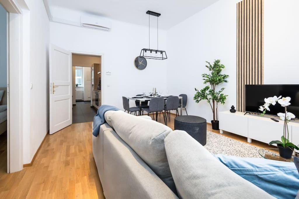 Orestaliving - Spacious 2Br On The Danube Canal Wien Exterior foto